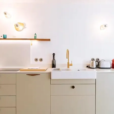 Immeuble Clignancourt Apartment